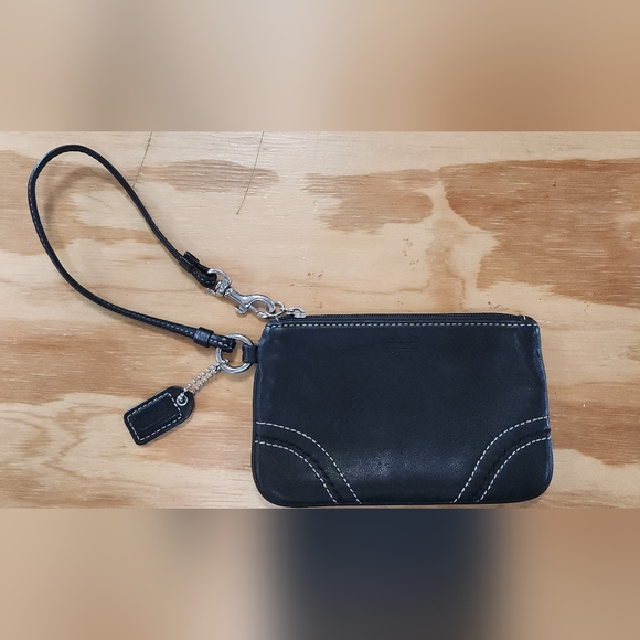 Y2k Coach Wristlet - Picture 6 of 7